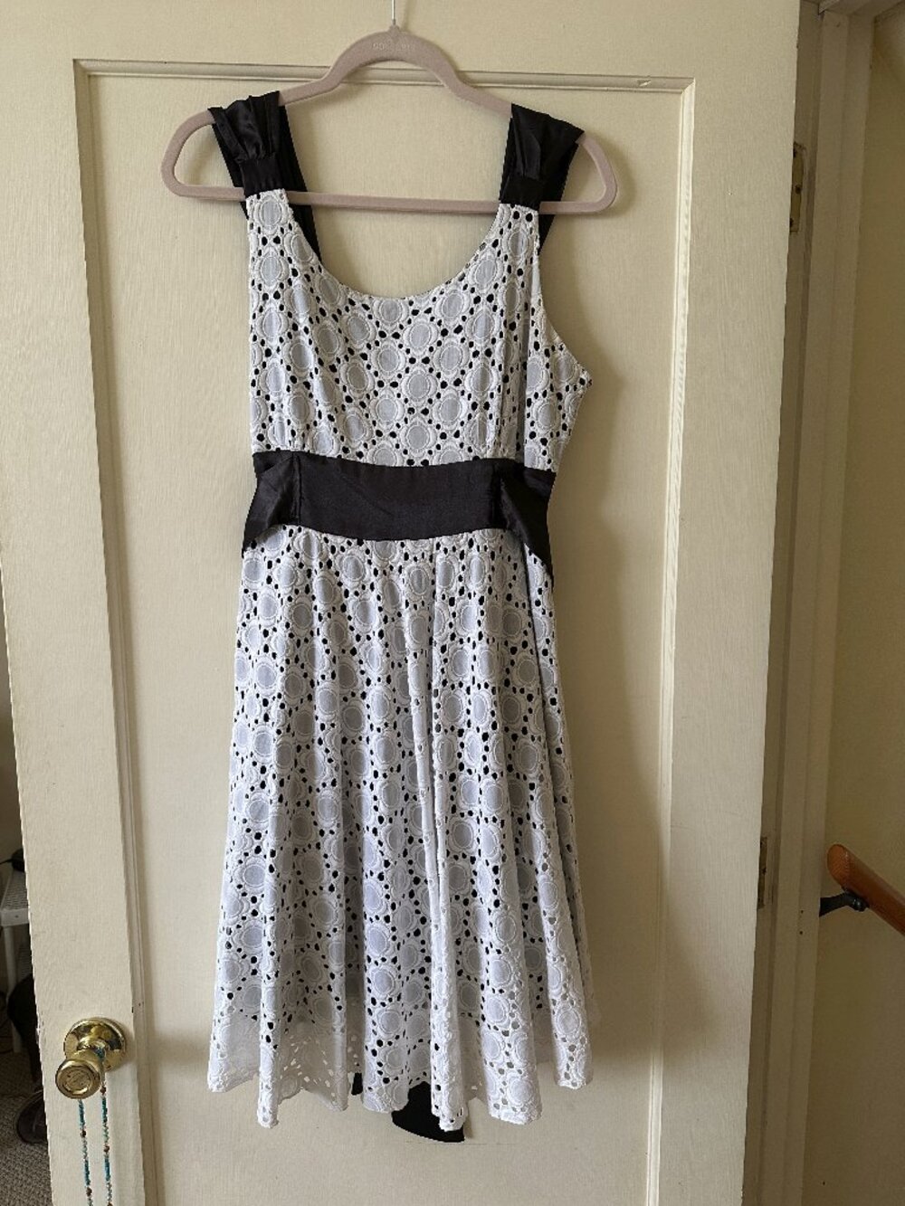 Pura Vida Size 12 White Floral Lace Midi Dress Black Satin Ribbon Cotton - Picture 6 of 15